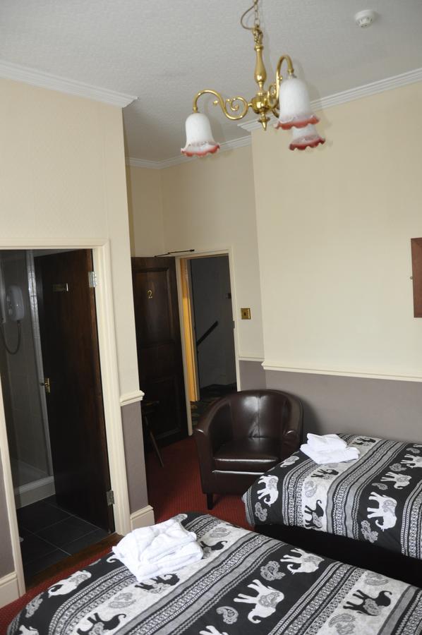 Отель The Eliot Arms Saint Germans Экстерьер фото